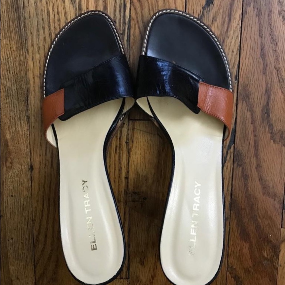 Ellen Tracy Heels